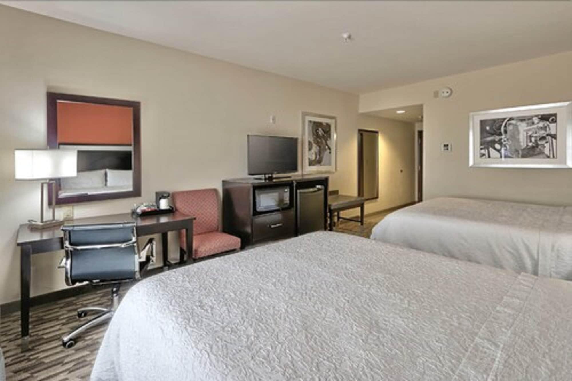 Hotel Hampton & North/i-25 3*