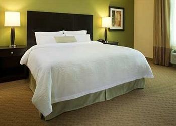 Hotel Hampton & North/i-25 3*
